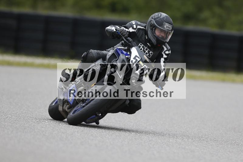 /Archiv-2024/13 22.04.2024 Plüss Moto Sport ADR/Einsteiger/56-1